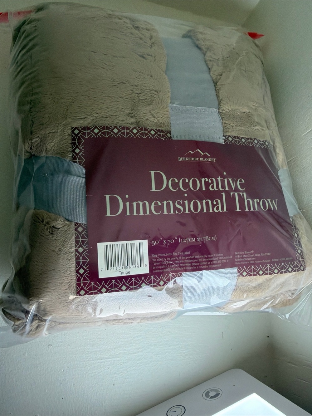 Berkshire Taupe Decorative Dimensional Throw Blanket